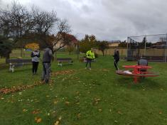 Podzimní dobrovolná brigáda